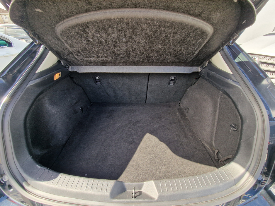 2015 Mazda Mazda3 - image 32