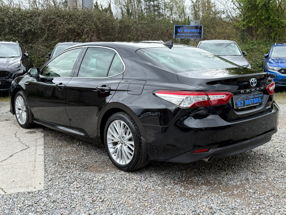 2021 Toyota Camry - image 5