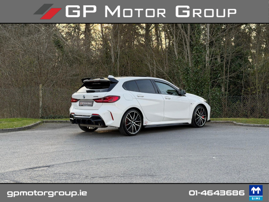 2021 BMW 1 Series - image 12