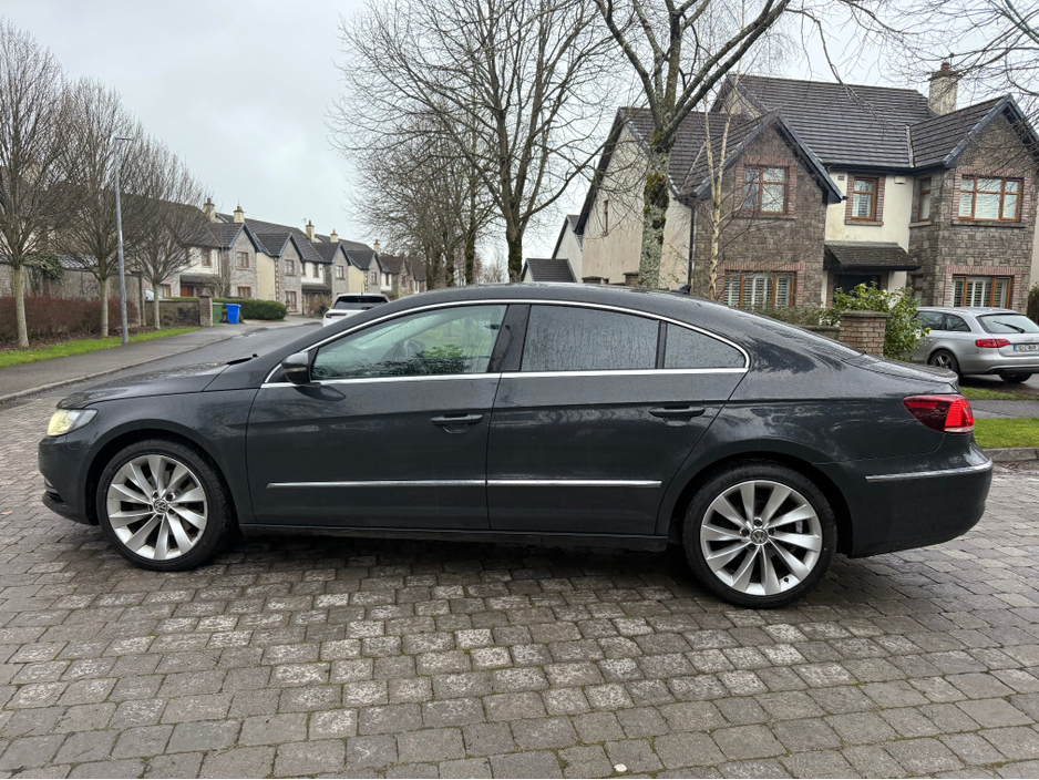 2016 Volkswagen CC - image 6