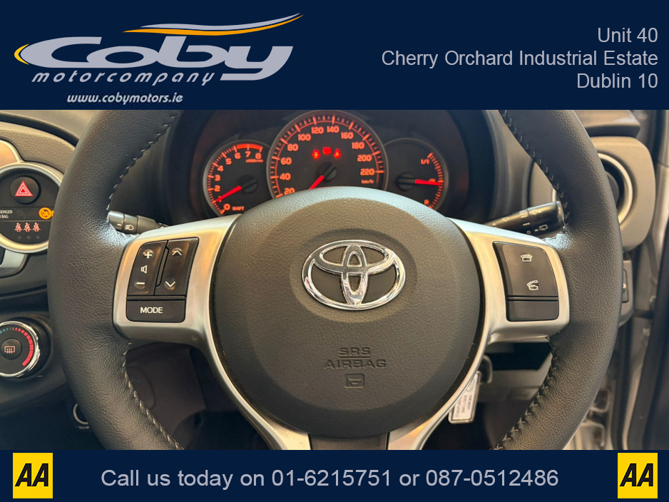 2014 Toyota Yaris - image 22