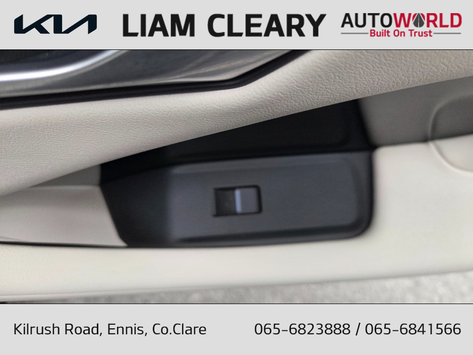 2022 Jaguar I-Pace - image 17