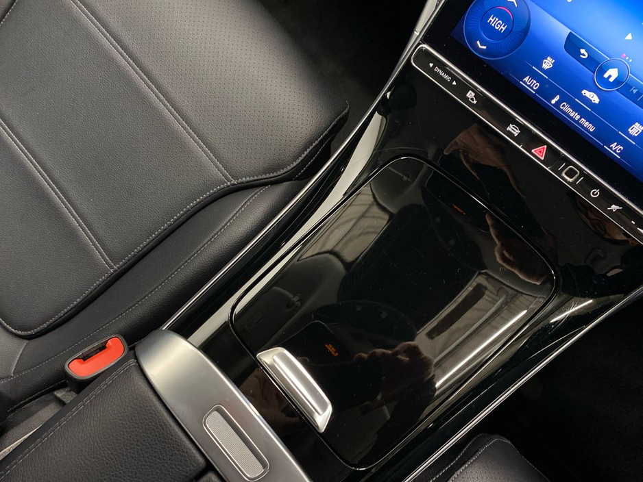 2022 Mercedes-Benz C Class - image 15