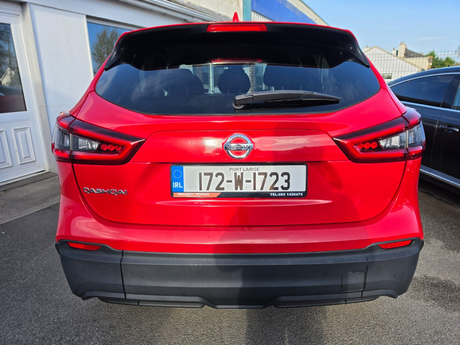 2017 Nissan Qashqai - image 8