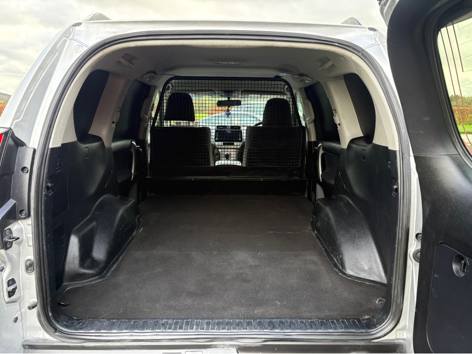 2022 Toyota Landcruiser LWB COMMERCIAL 4DR