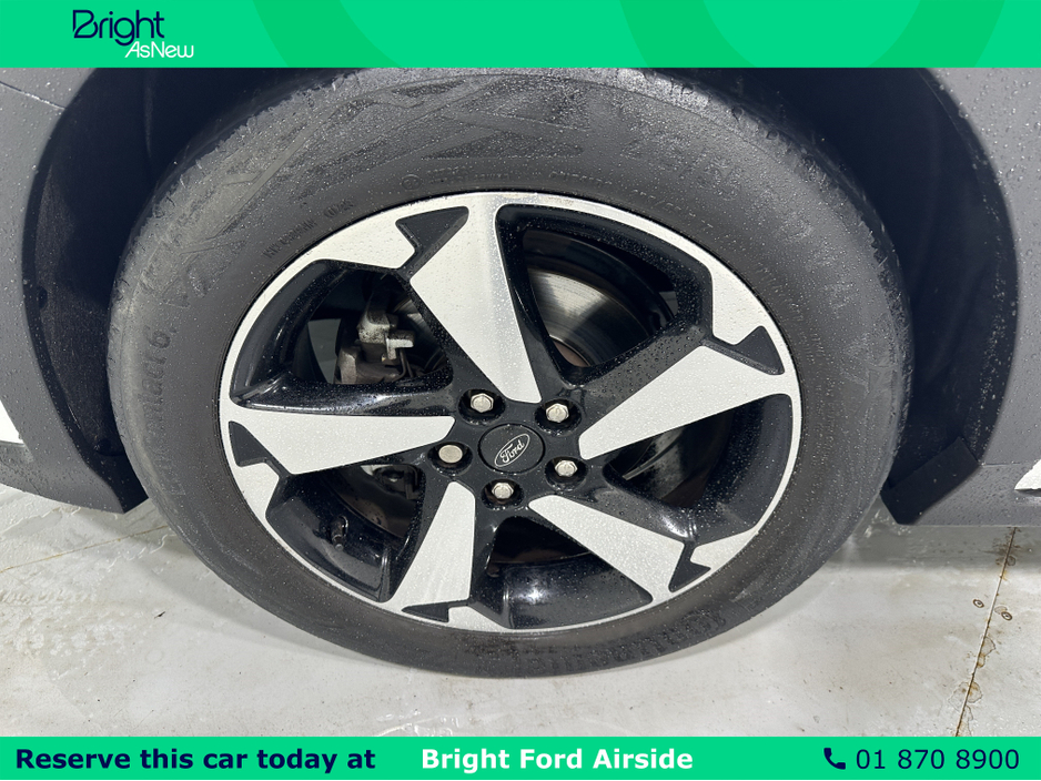 2023 Ford Focus - image 12