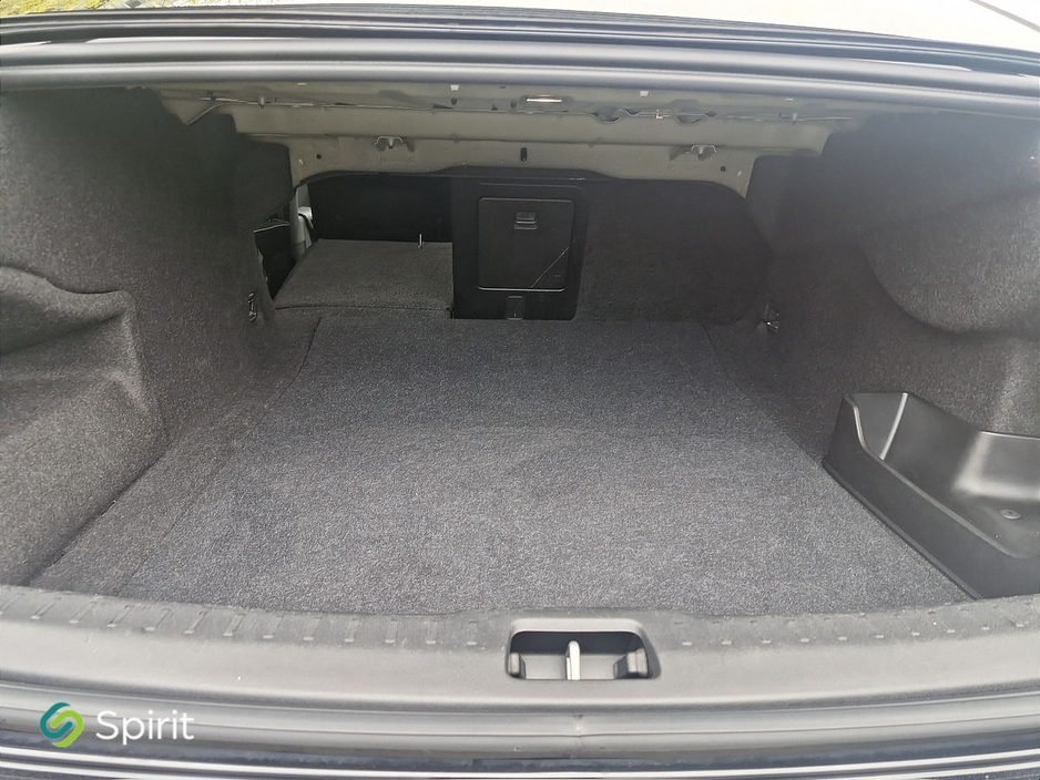 2021 Volvo S90 - image 16