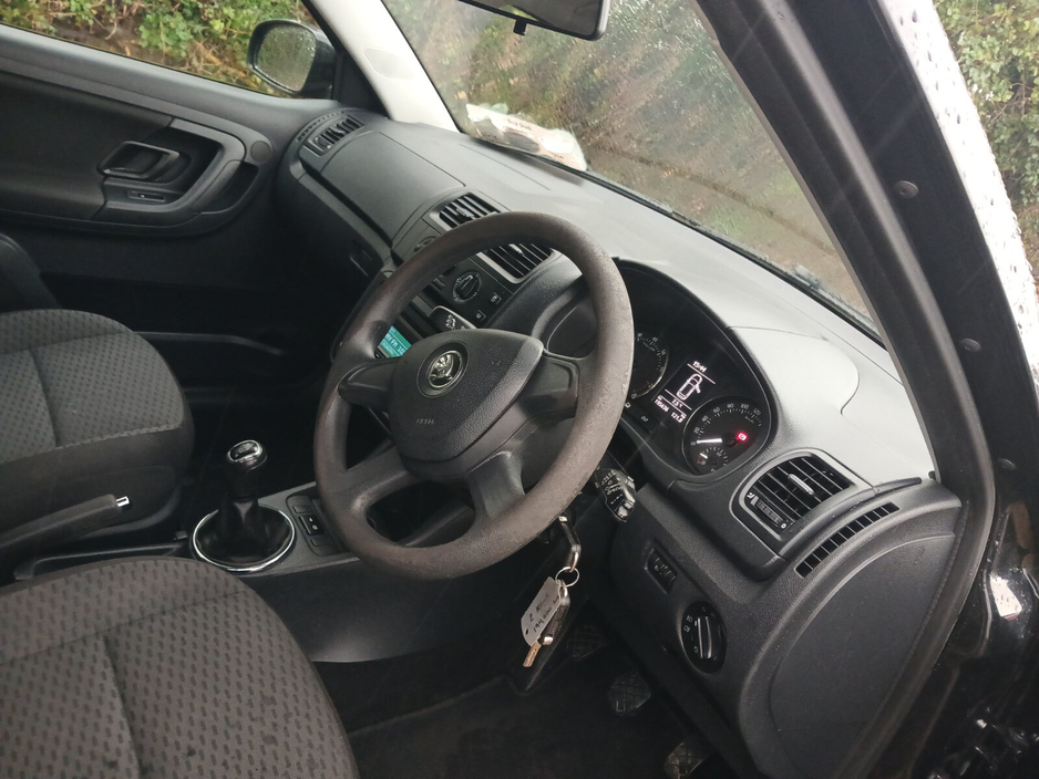 2013 Skoda Fabia 1.2 TSI 86HP AMBITION €4,675