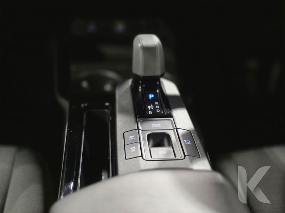 2023 Toyota Prius - image 19