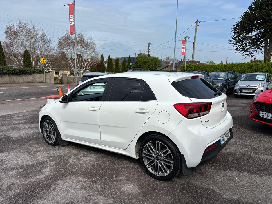 2017 Kia Rio - image 9