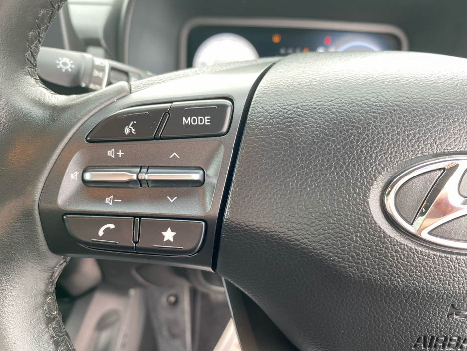 2023 Hyundai Kona - image 9
