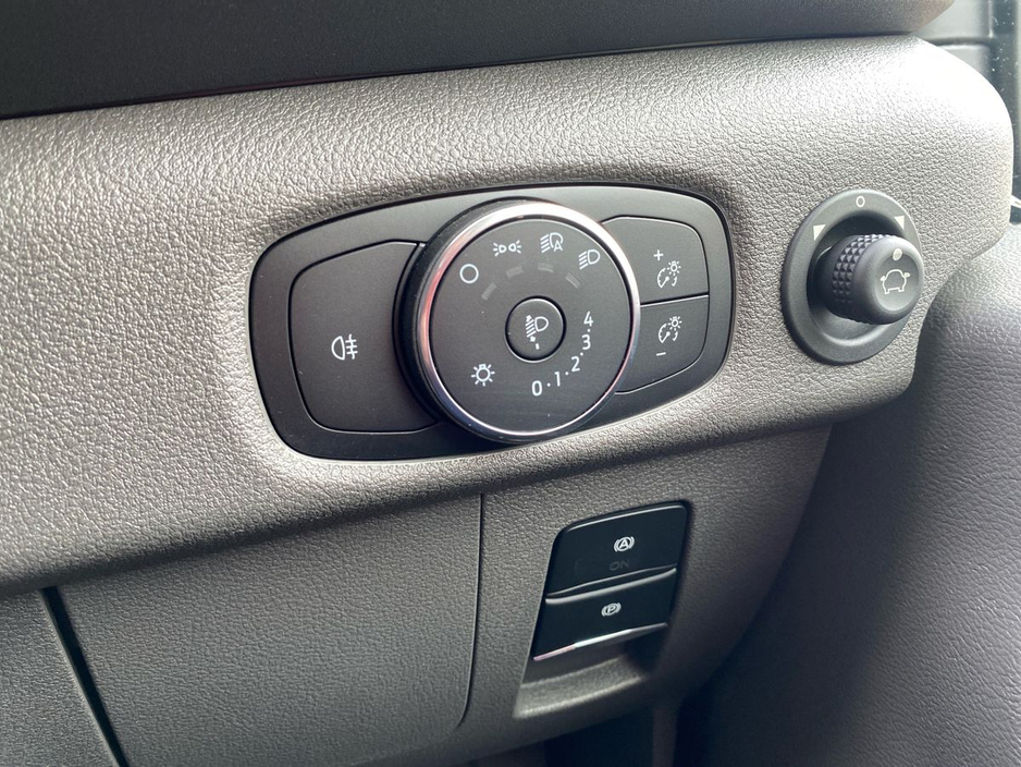 2026 Ford Transit - image 15