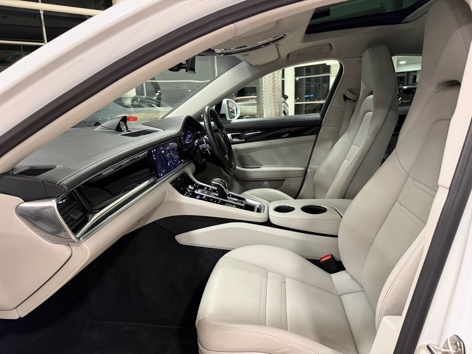 2023 Porsche Panamera 2.9 V6 E-HYBRID=PAN ROOF//LOW MILES//D REG=FULL PORSCHE SERVICE HISTORY=TAILORED FINANCE PACKAGES AVAILABLE=TRADE IN'S WELCOME €84,995
