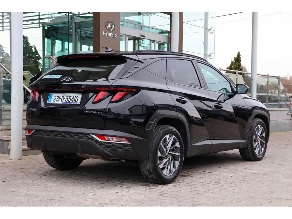 2023 Hyundai Tucson - image 5