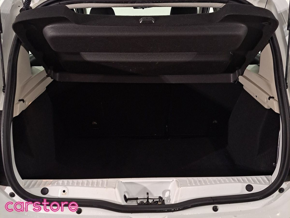 2015 Dacia Sandero Stepway TCe 90 S&S SIGNATURE €10,380