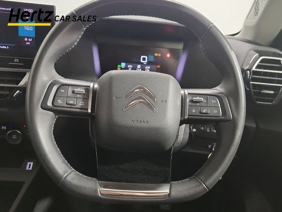 2023 Citroen C4 - image 14