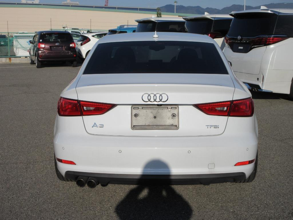 2015 Audi A3 - image 3