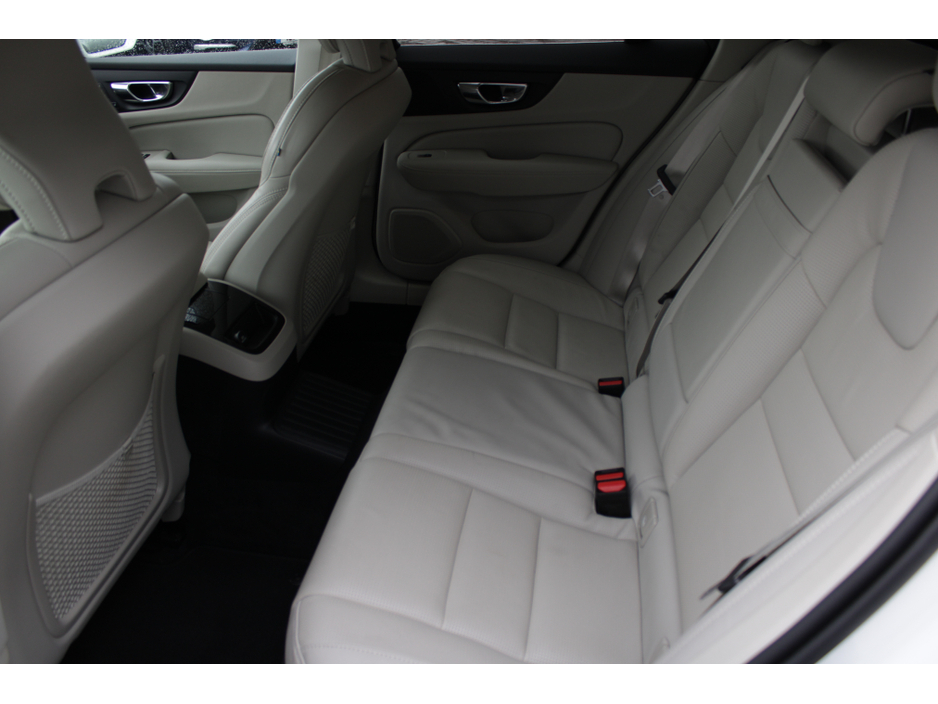 2020 Volvo V60 PHEV T6 340 HP INSCRIPTION 5DR ESTATE AUTO AWD // STUNNING CAR IN MINT CONDITION // VERY RARE CAR // BUY WITH CONFIDENCE AA AND SIMI APPROVED DEALER 2026 // FINANCE ARRANGED // ALL TRADE INS WELCOME €28,950