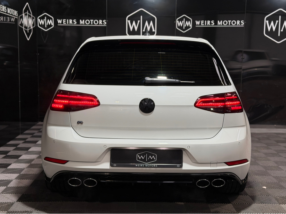 2018 Volkswagen Golf - image 11