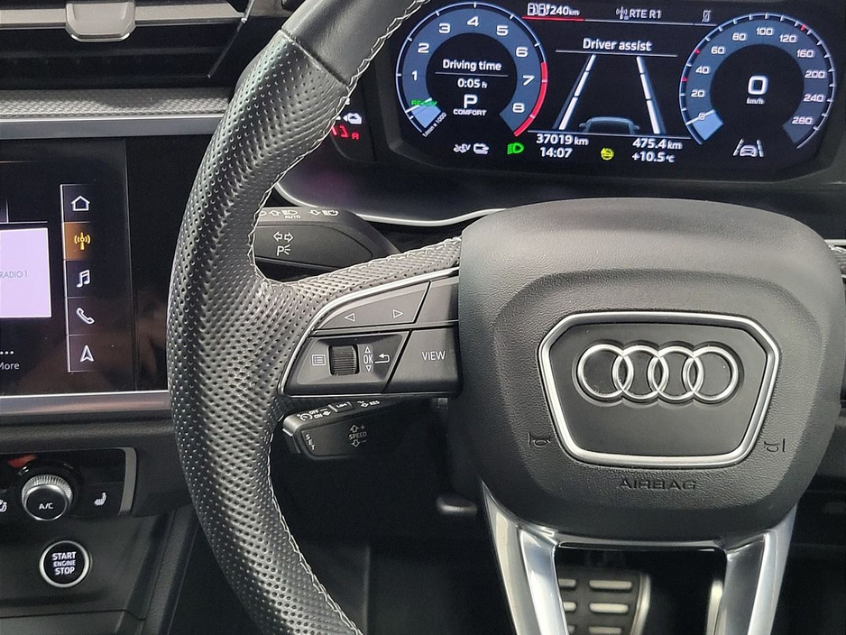 2024 Audi Q3 45 TFSI E S Tronic S line €43,975