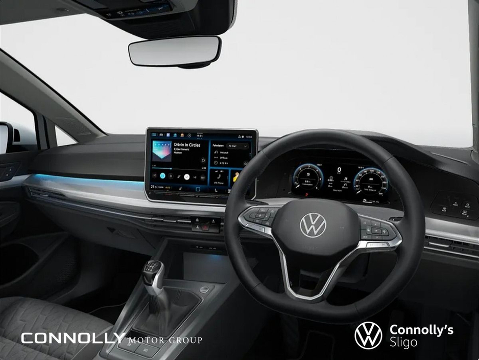 2026 Volkswagen Golf - image 4