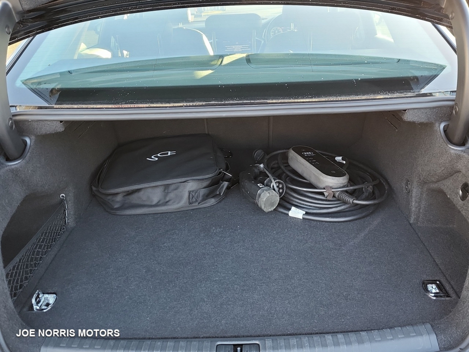 2021 Audi A6 - image 9