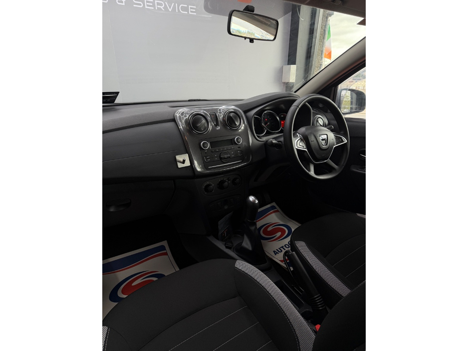 2019 Dacia Sandero - image 12