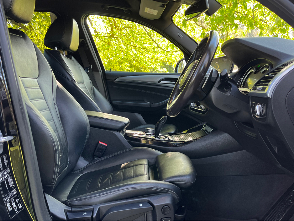 2019 BMW X5 - image 4