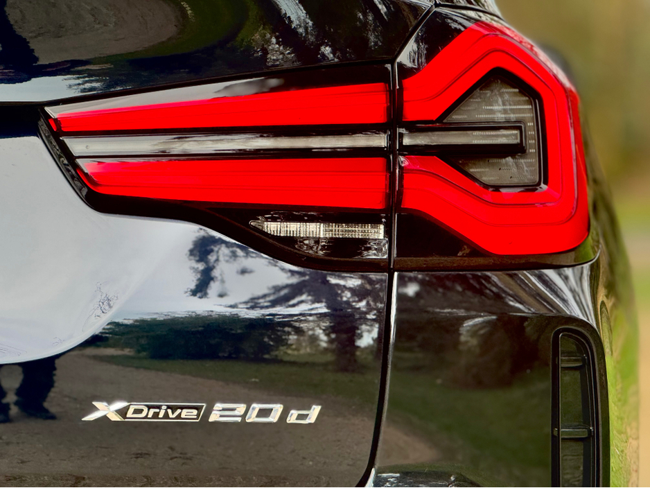 2022 BMW X3 - image 45