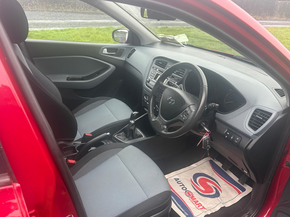 2017 Hyundai i20  €9,500