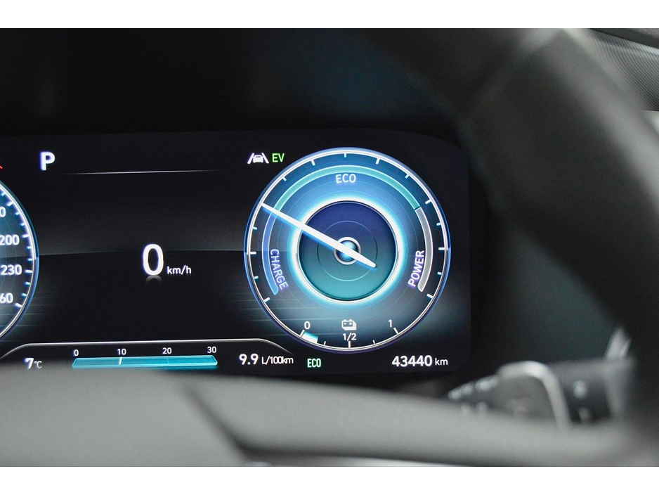 2023 Hyundai Santa Fe 1.6 PHEV 4WD Executive Plus Auto €48,995