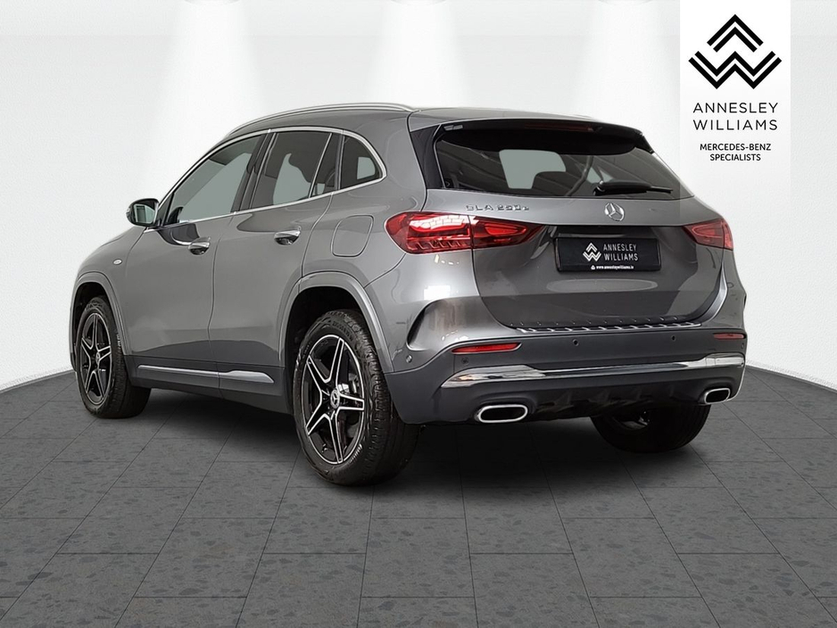 2025 Mercedes-Benz GLA Class GLA250e AMG Line Executive Exclusive Edition