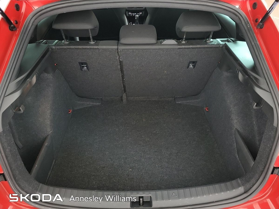 2020 Skoda Scala - image 9