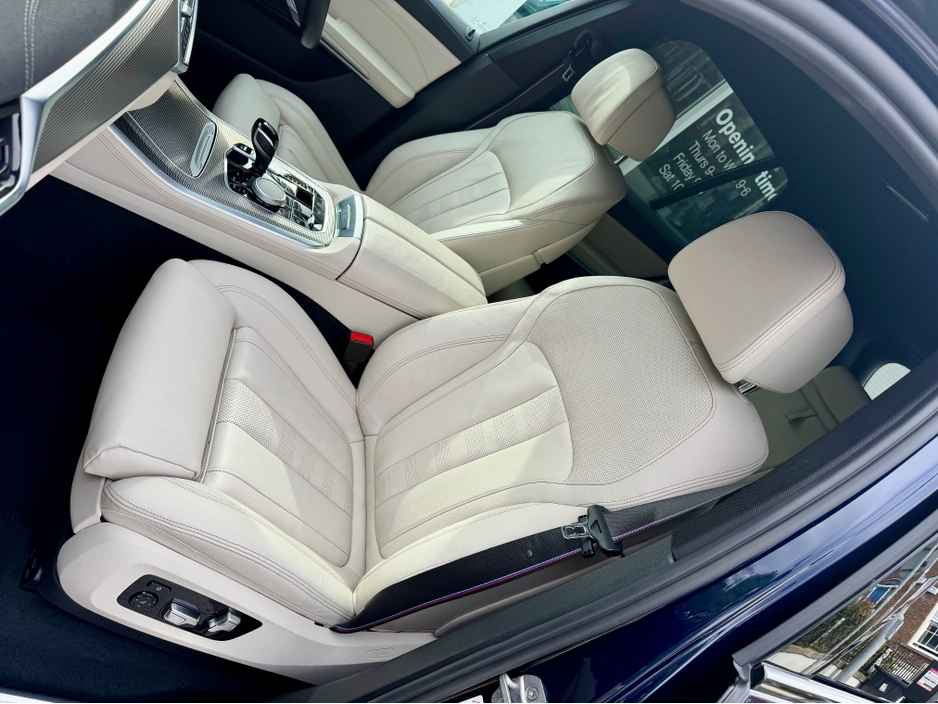 2022 BMW X5 - image 14