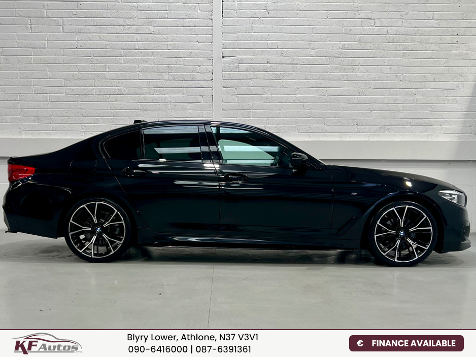 2019 BMW 5 Series - image 5