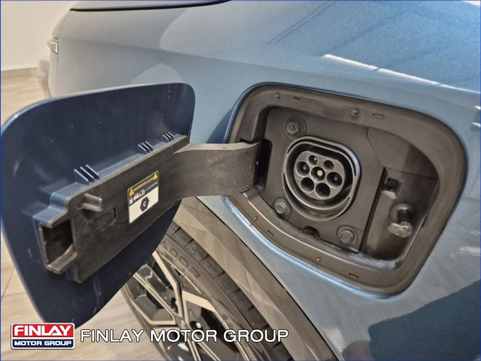 2023 Kia Niro - image 29