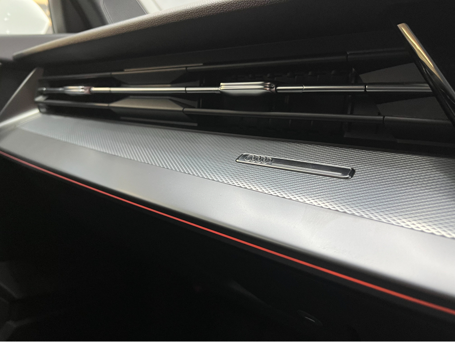 2024 Audi A3 €32950! 2024 AUDI A3 LEATHER 30TFSI SPORTBACK ADVANCED 1.0 AUTOMATIC / CRUISE CONTROL / REVERSE CAMERA / ELECTRIC HEATED SEATS / APPLE CARPLAY €32,950