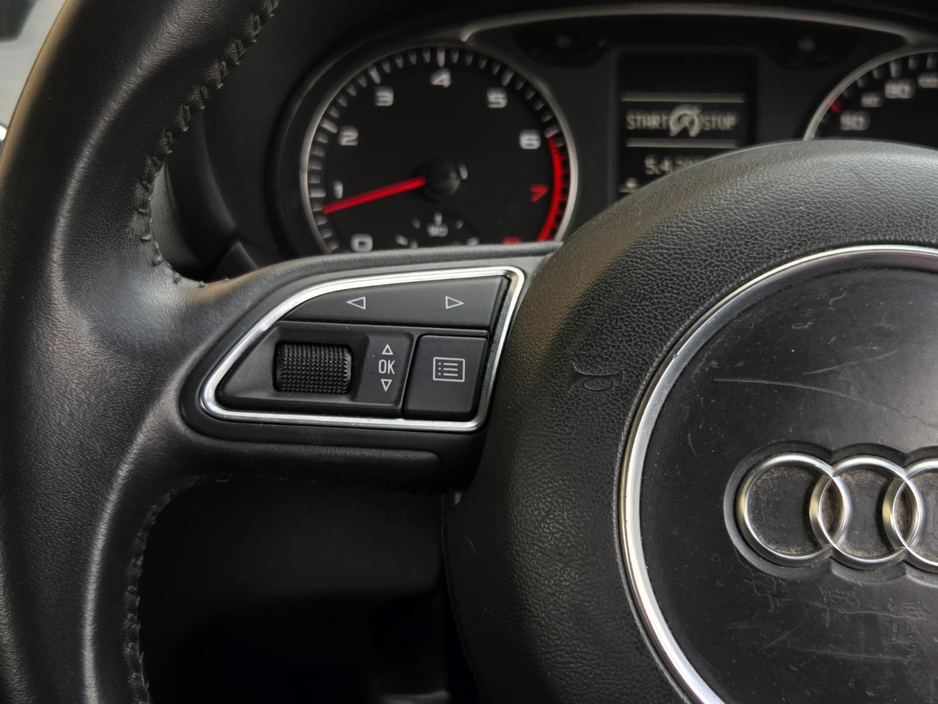 2013 Audi A1 - image 14