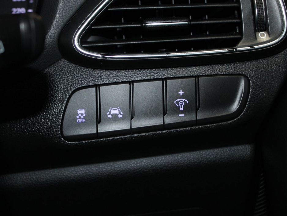 2017 Hyundai i30 i 30 Deluxe 5DR €12,450