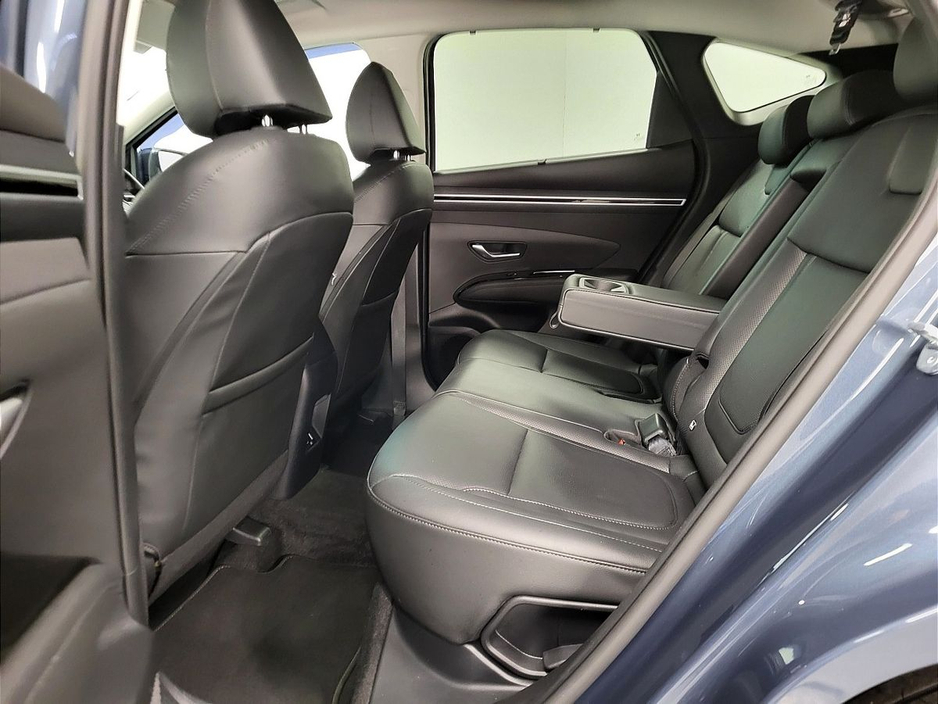 2024 Hyundai Tucson 2WD Executive Plus w 2 Tone Roof Finance From €131 per week €36,975