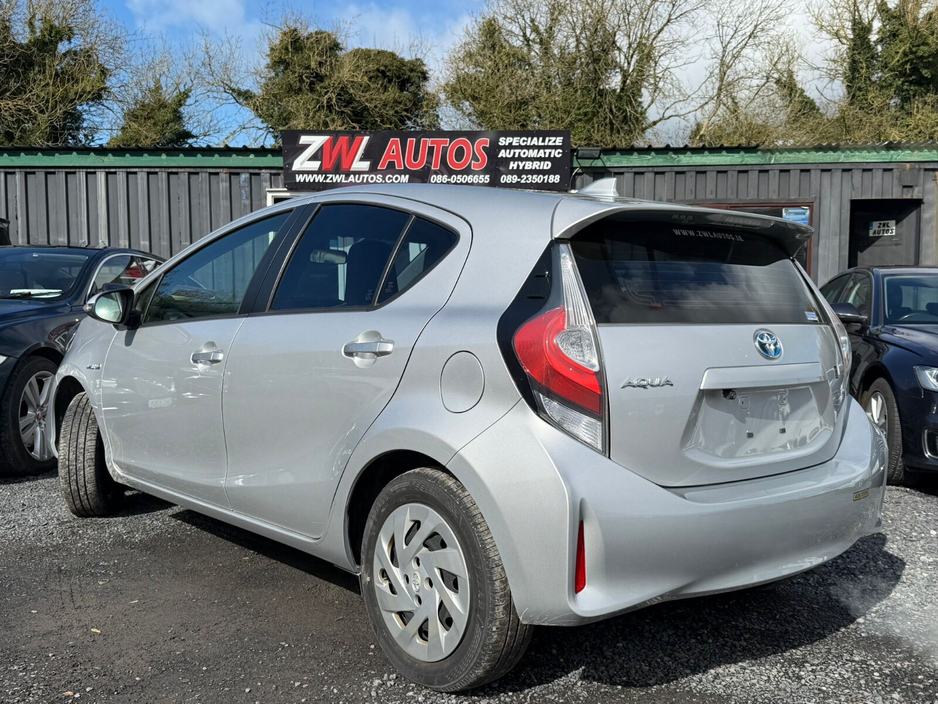 2019 Toyota Aqua - image 6