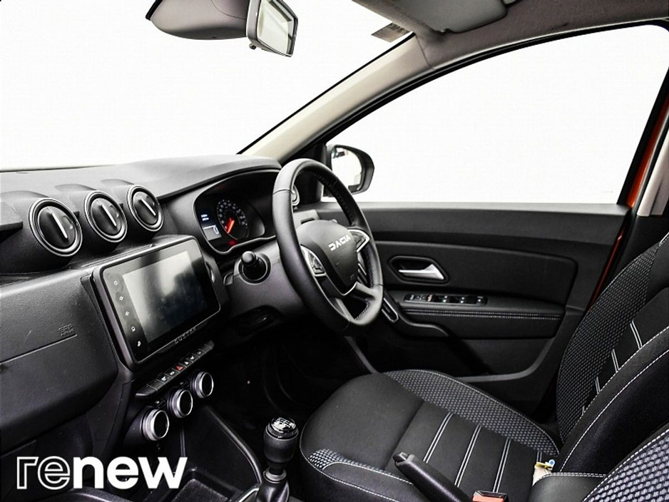 2023 Dacia Duster - image 5