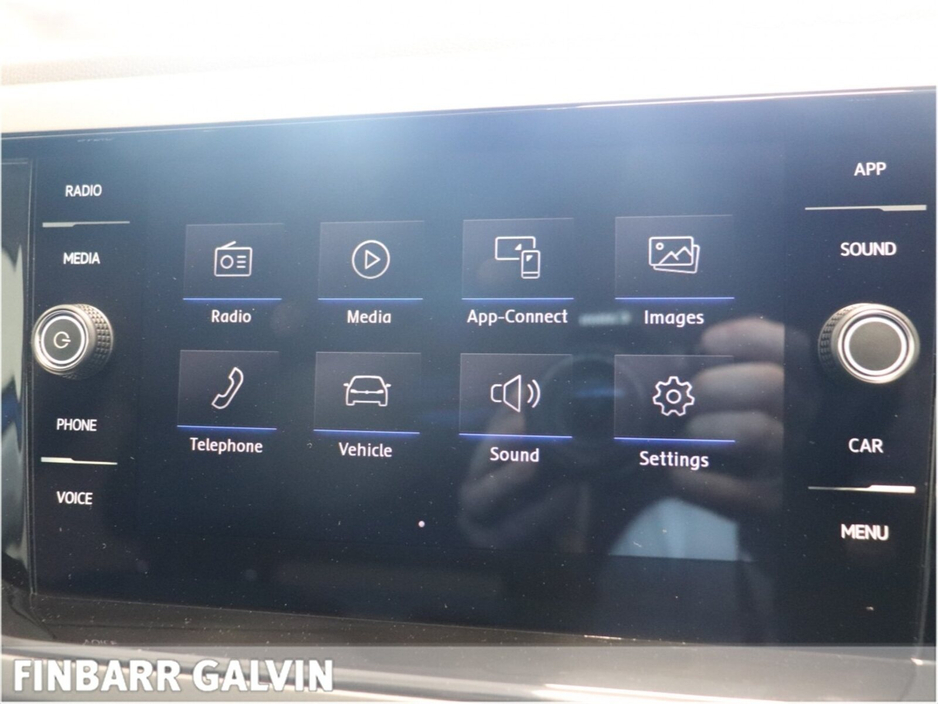 2020 Volkswagen Polo - image 19