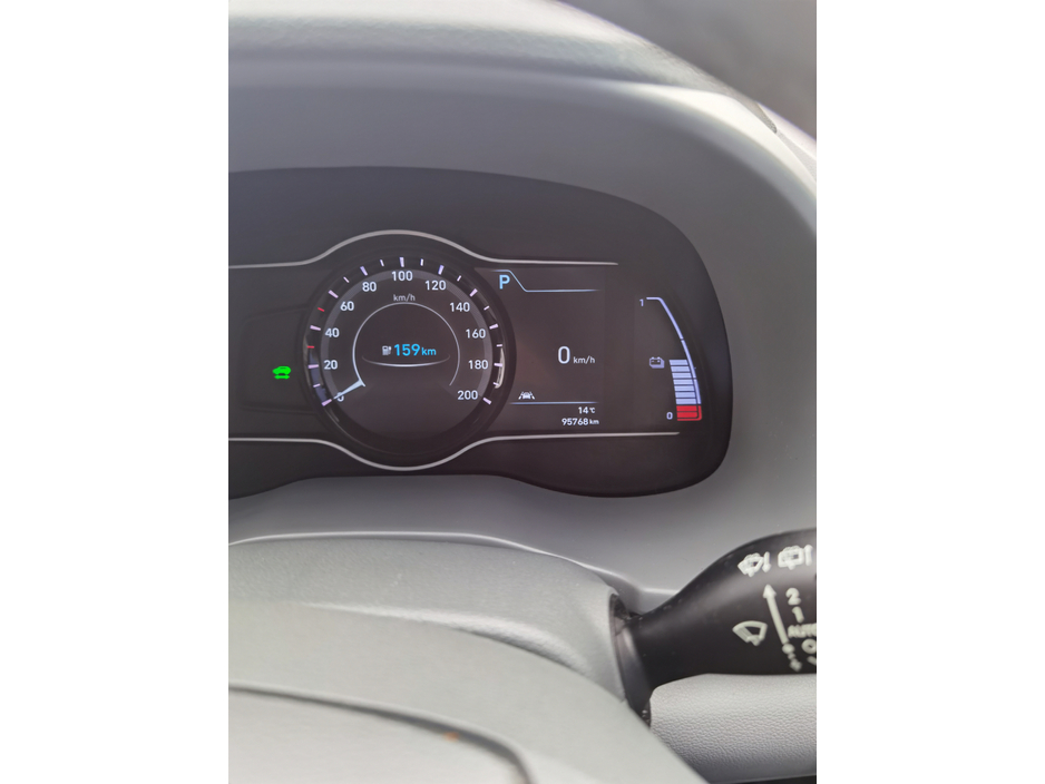 2020 Hyundai Kona - image 12