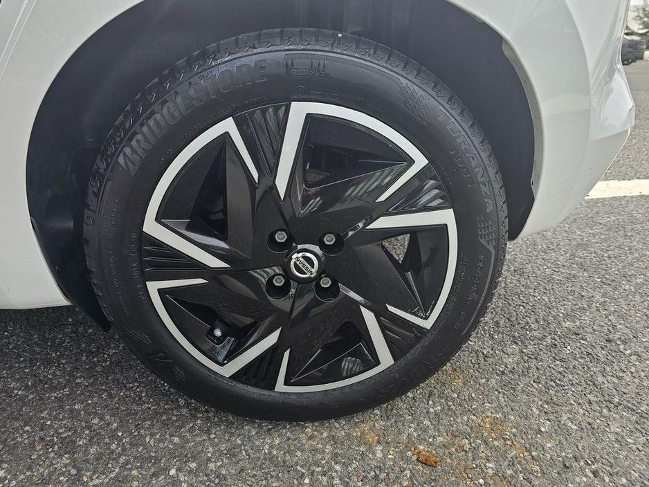 2022 Nissan Micra - image 26