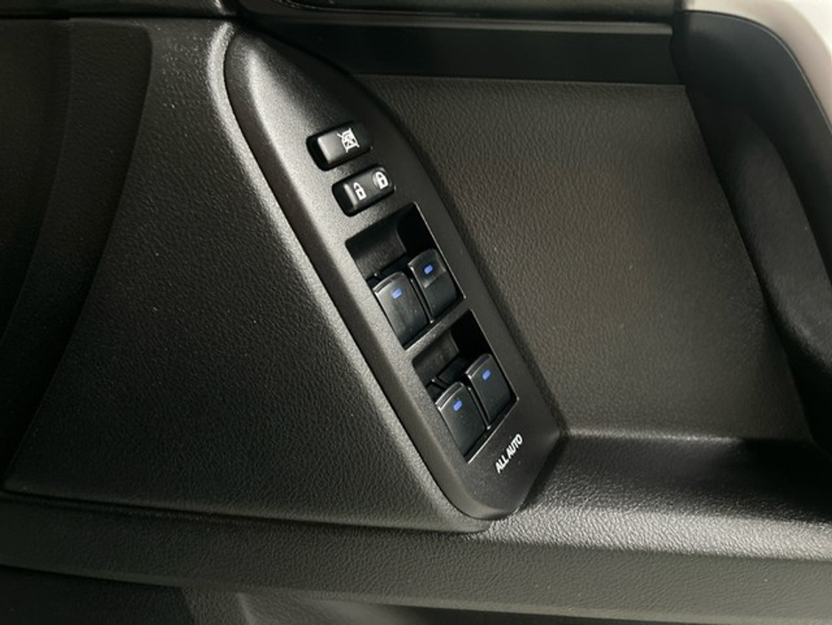 2024 Toyota Landcruiser LWB COMM 2.8 AUTO €59,950