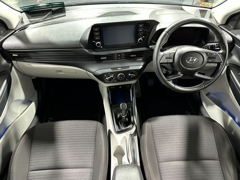 2023 Hyundai i20 - image 9