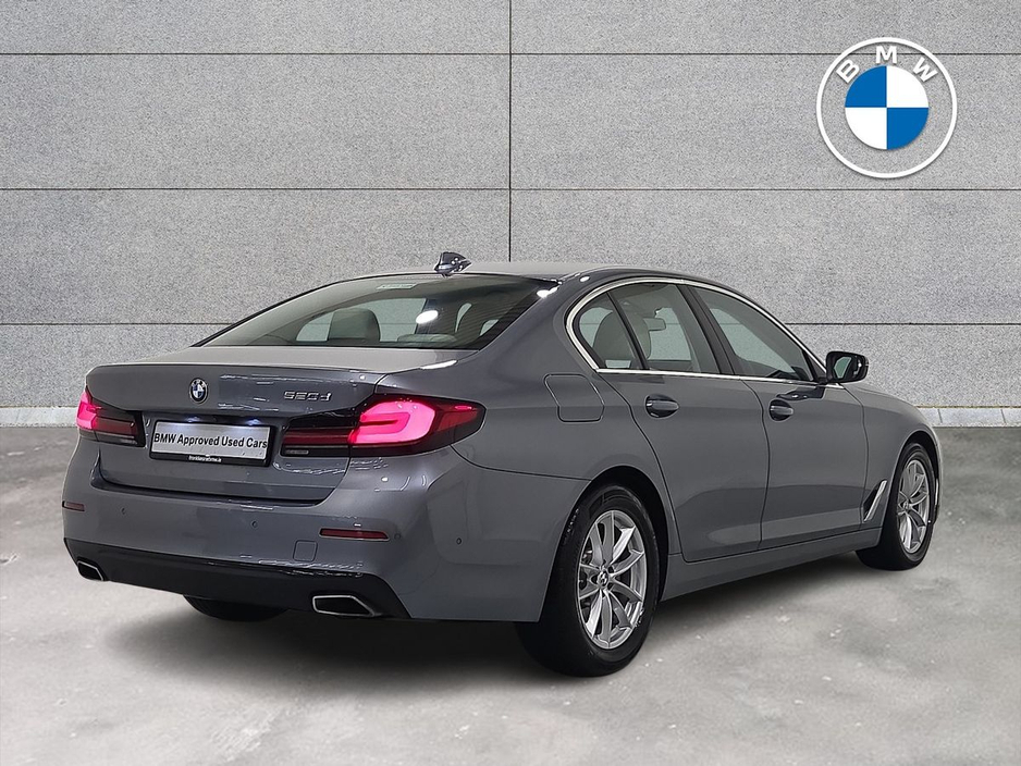 2022 BMW 5 Series 520d SE Saloon €37,950