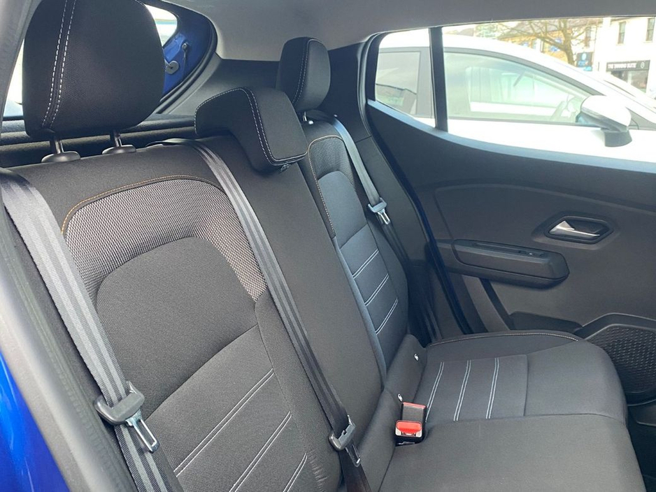 2021 Dacia Sandero - image 26