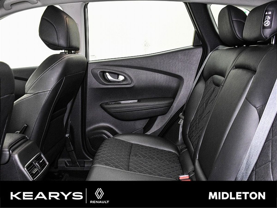 2020 Renault Kadjar - image 7